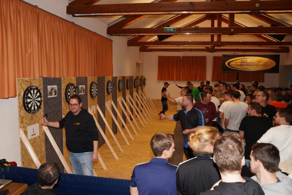 darts